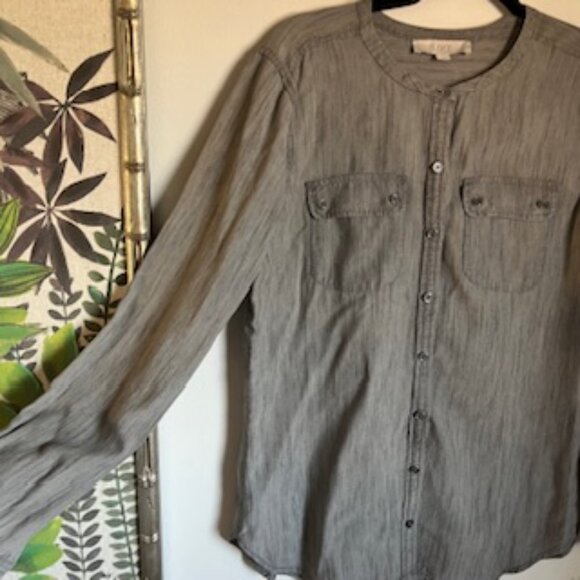 🧡3/15 NWOT LOFT Gray Linen Blend Long Sleeve Shirt Women's M - Picture 2 of 11